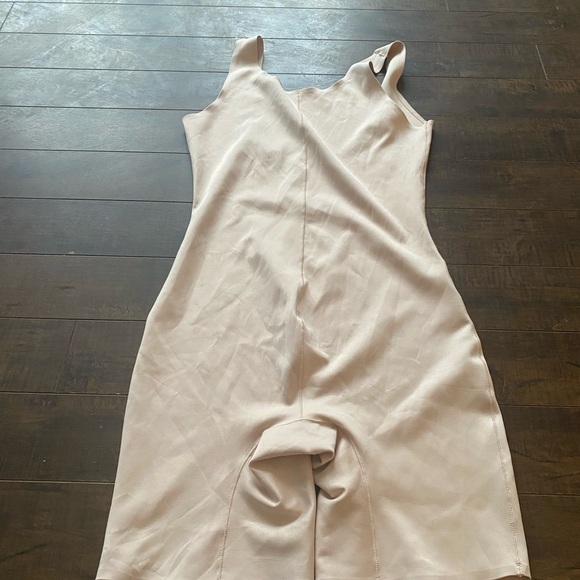 Thirdlove One piece nude shapewear - Picture 5 of 10